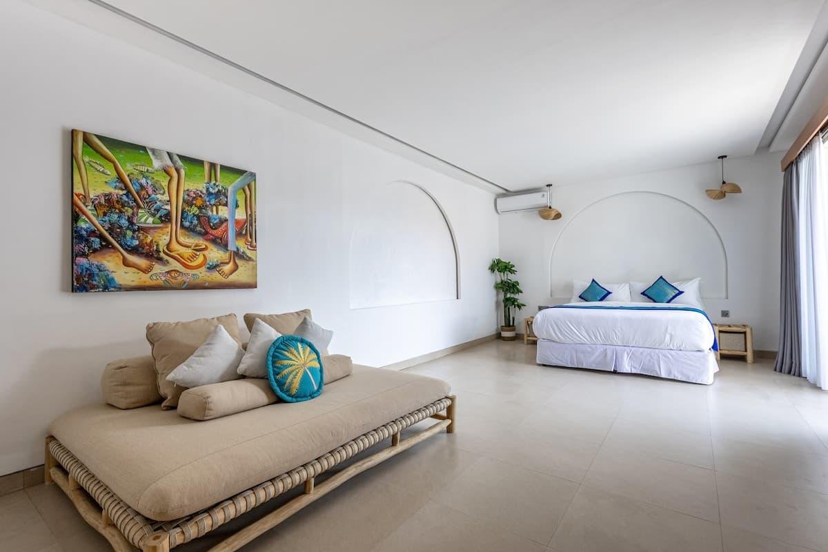 Villa Interior 8